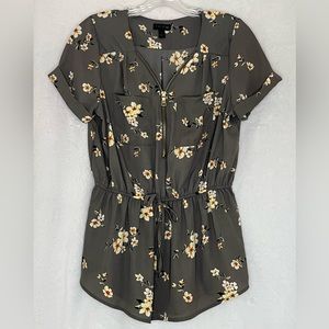 J for Justify Floral Top